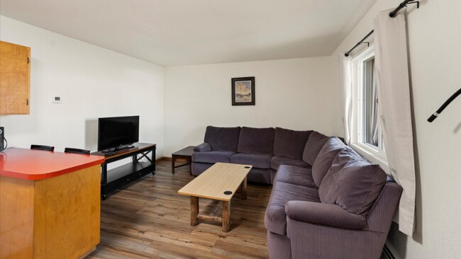 Foto del edificio - 1022 9th St W