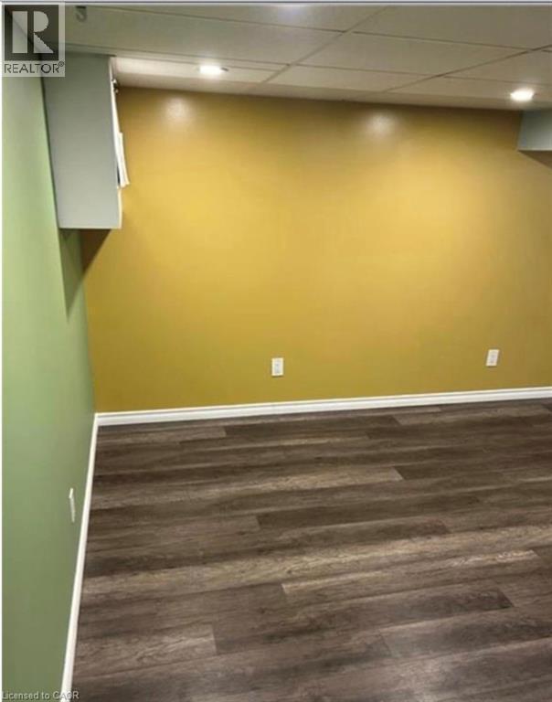 Photo du bâtiment - 5 June Ave