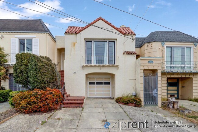 Building Photo - 1558 38th Ave