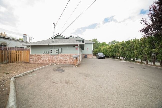 Photo - Townhome with Fresh Updates!!