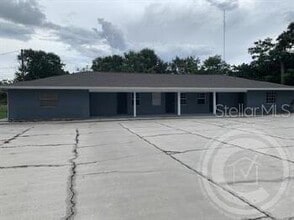 Building Photo - 907 Center Ave