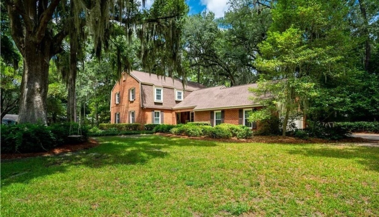 Primary Photo - Spacious 5BR House in Savannah