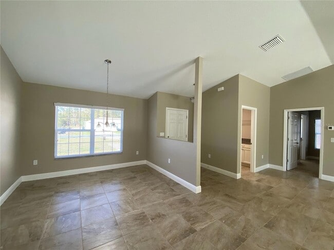 Building Photo - 4110 SW 132nd Ln