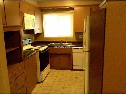 Building Photo - 3612 Fortune Ave
