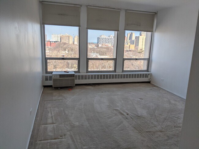 Foto del edificio - 1401 E 55th St