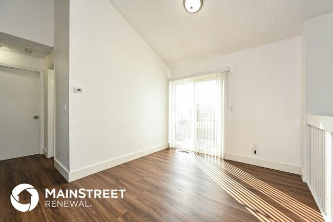 Building Photo - 17476 E Plateau Dr