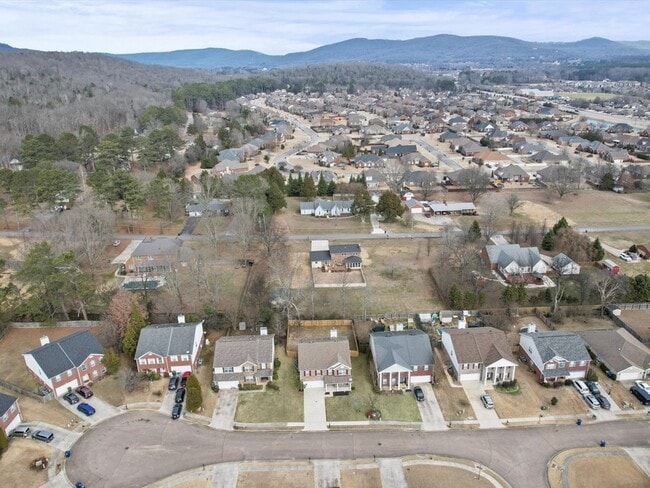 Building Photo - 4807 Creston Ct SE