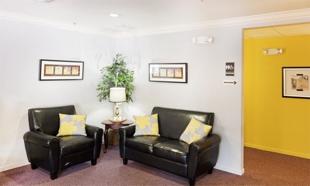 Foto del edificio - 4855 Ridge Ave