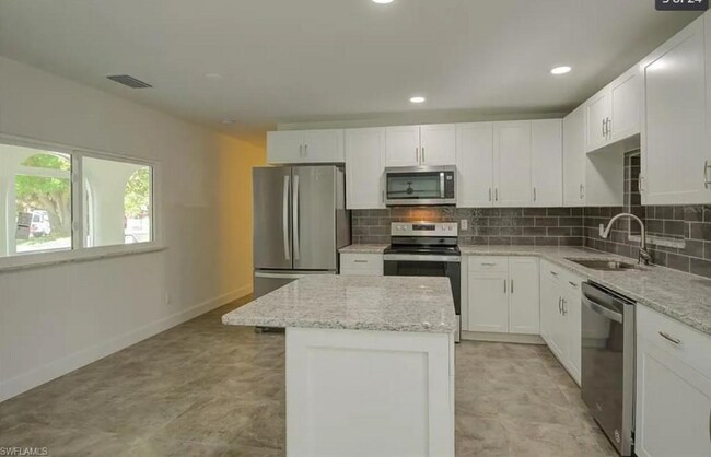 Building Photo - 2404 Fisher Ct