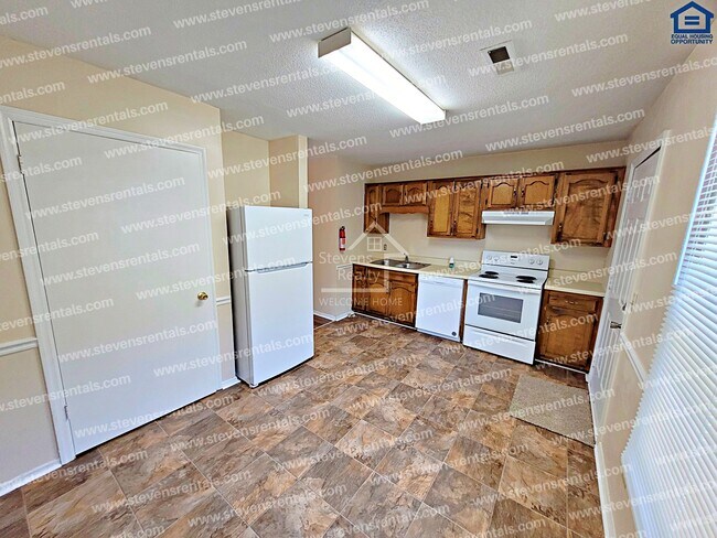Building Photo - 1829 Stargazer Dr