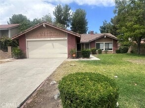 Building Photo - 1123 Cleghorn Dr