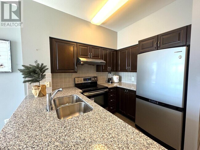 Photo du bâtiment - 7373 Kennedy Rd