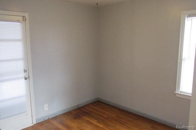 Foto del edificio - 932 Detroit Ave