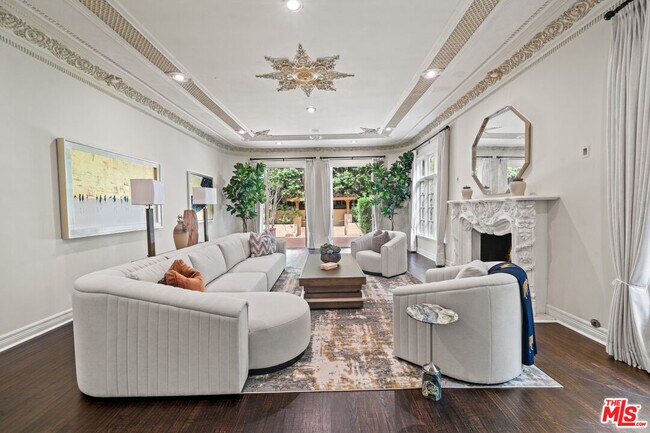 Foto del edificio - 1055 Shadow Hill Way