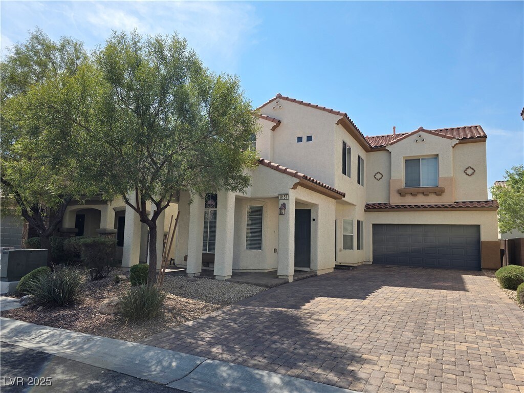 Foto principal - 8151 Base Camp Ave