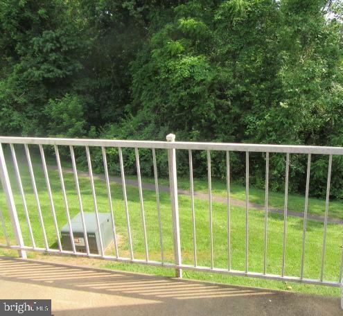 Foto del edificio - 14527 Golden Oak Rd