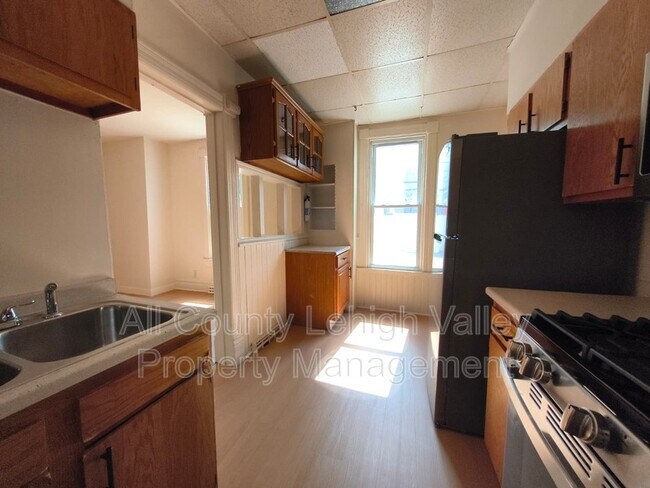 Foto del edificio - 1141 Emmett St