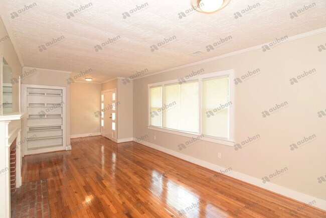 Foto del edificio - $1,200 - 2 bed/1 bath home for lease!, TOT...