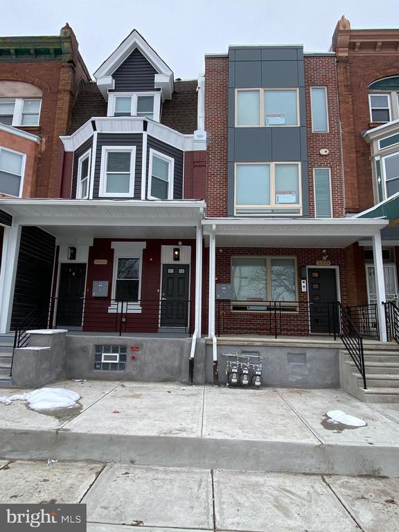 Primary Photo - 5231 Chester Ave
