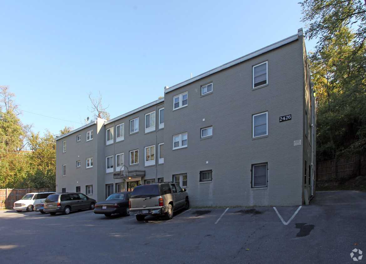 Foto del edificio - 15th Place Apartments