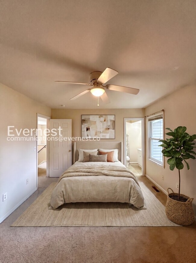 Building Photo - 11406 Wentworth Ct