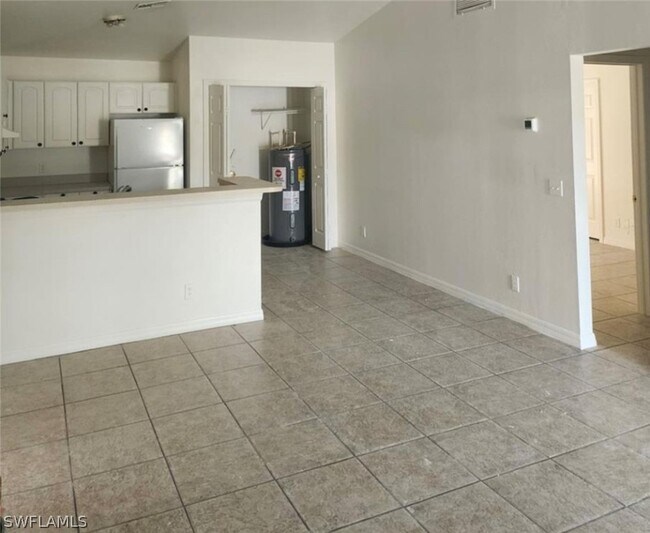 Foto del edificio - 1854 55th Terrace SW