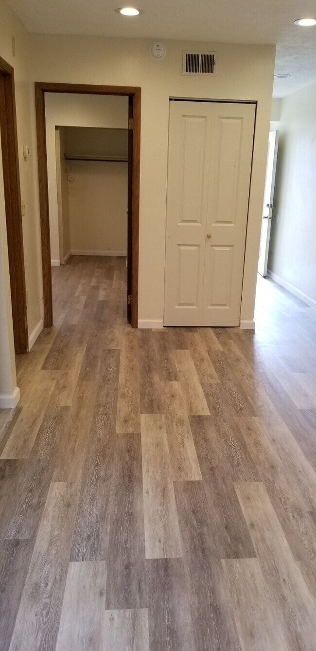 3281 Sq Unit 1, Pittsburgh, PA 15213 Condo for Rent in