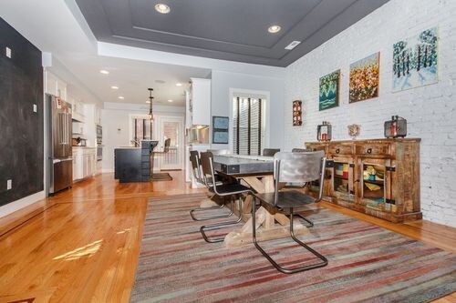 Foto del edificio - 495 E 4th St