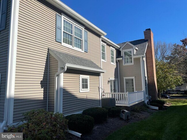 Foto del edificio - 480 Braceland Dr