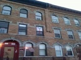 Foto del edificio - 632 Wilson Ave