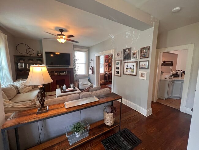 Foto del edificio - 4216 32nd Ave