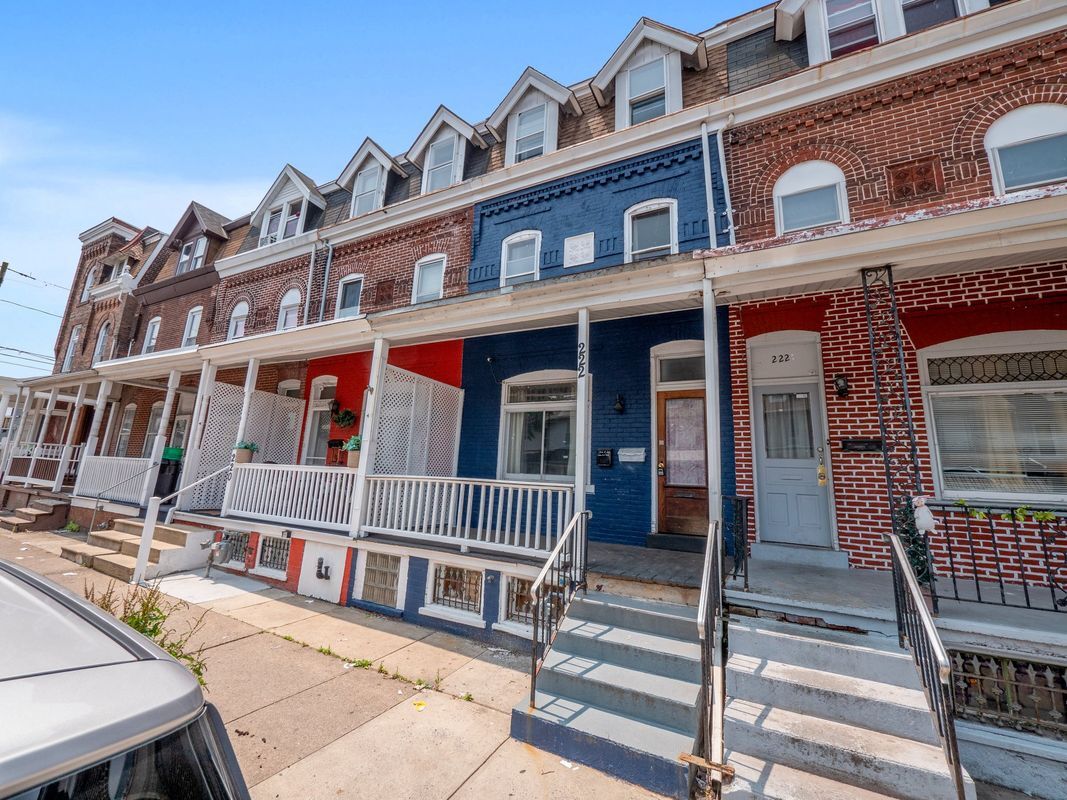 Primary Photo - 222 N 13th St