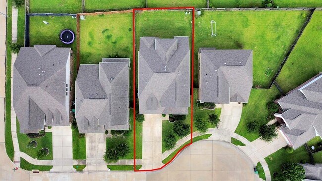 Foto del edificio - 2714 Birchwood Meadow Ct