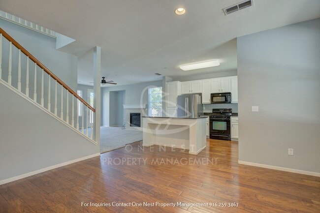 Building Photo - 862 Courtyards Loop