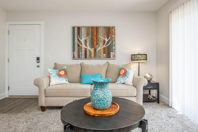 Building Photo - Nob Hill Apartment Homes