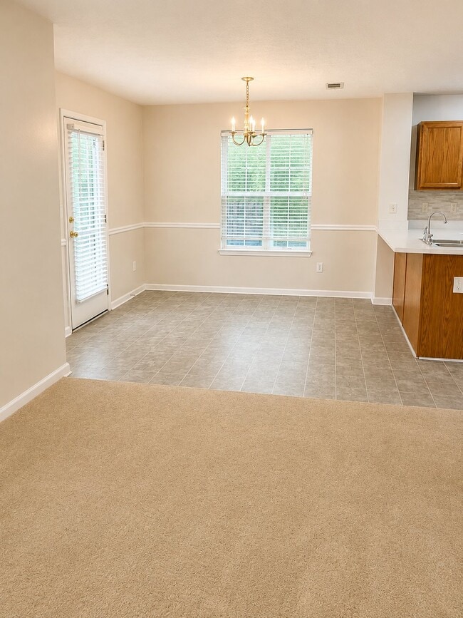 Building Photo - 212 Rankin Cir