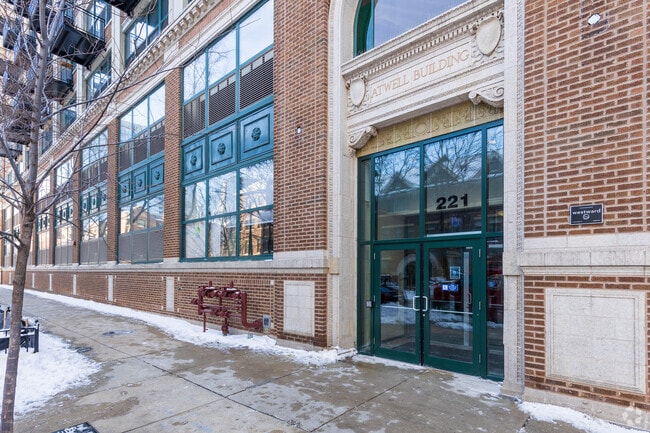 Entrance - Prairie Avenue Lofts