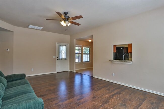 Building Photo - 10604 Royal Adrian Dr