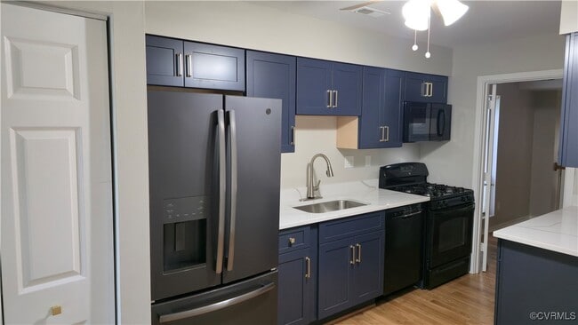 Building Photo - 9737 Groundhog Dr