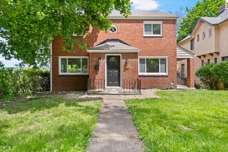 Building Photo - 1507 Carnegie St