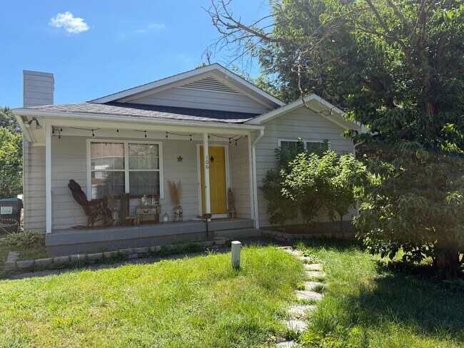 Foto del edificio - 106 Westwood Cir