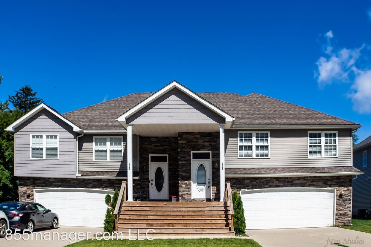 Primary Photo - 3 br, 3 bath House - 115 Whispering Pines Dr
