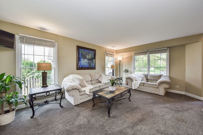 Foto del edificio - 1427 Steeplechase Rd