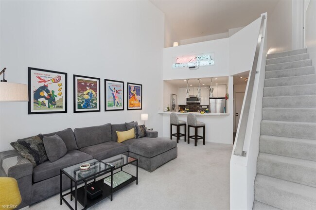 Foto del edificio - 2 br, 2 bath Condo - 565 Esplanade 413