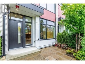 Building Photo - 571 W 29th Ave