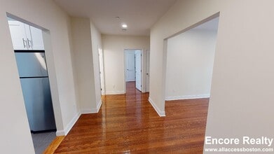 Building Photo - 123 Sutherland Rd