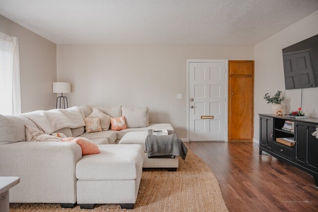 Foto del edificio - 340 Moss St