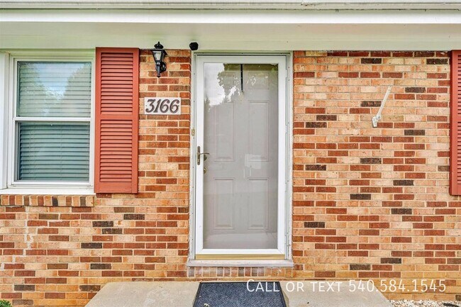 Building Photo - 3166 Galloway Dr