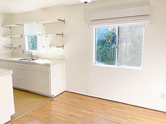 Building Photo - 1467 Silver Lake Blvd