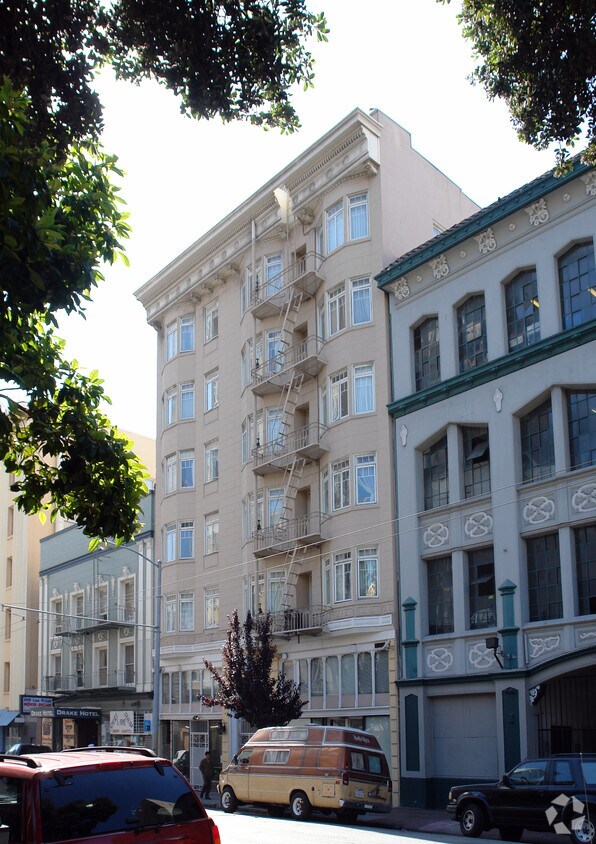 Primary Photo - Turk & Eddy Apartments